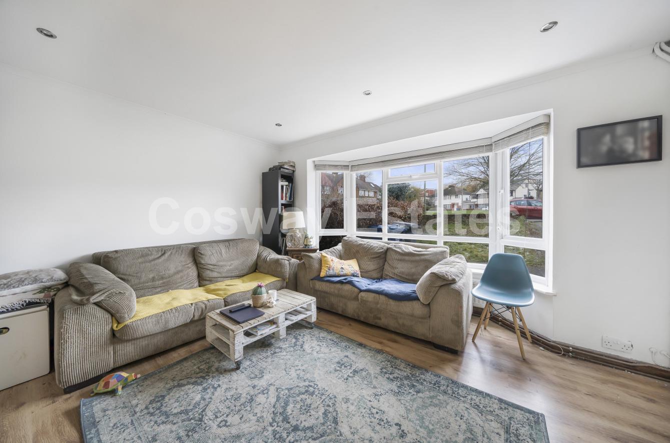 Woodcote Avenue, London